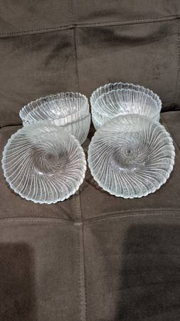 Glass cereal/ice cream Bowls 1