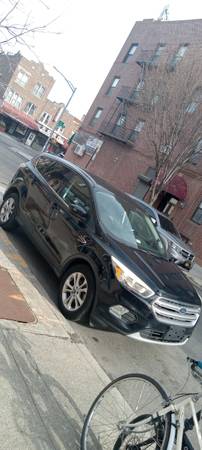 Ford Escape 2017 SE tracción delantera - $4,300 (Brooklyn)63615100811265121