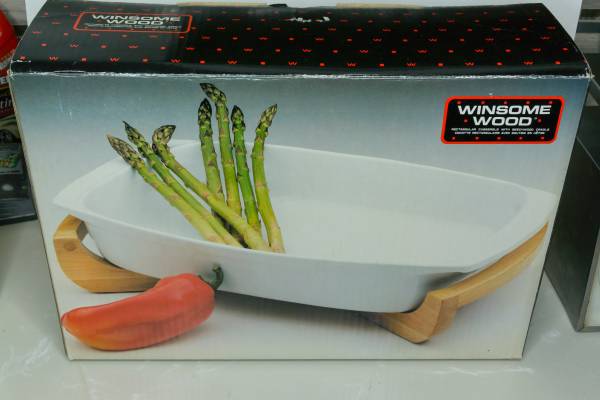 Winsome Wood Casserole Dish Beachwood Cradle Collectible Bakeware 1