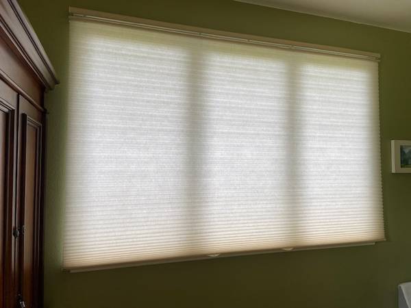 Honeycomb cellular shade 1
