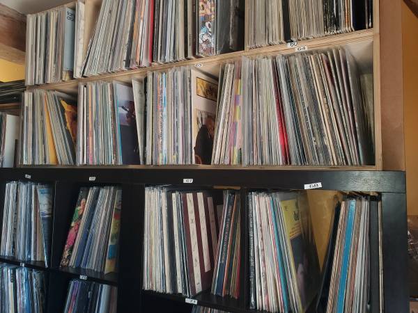 Looking for Record and CD collections, will beat ANY other offer 1