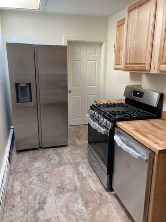 Renovated 2 Bedroom Gem
$1,500
Catskill Renovated 2 Bedroom Gem
$1,500
Catskill