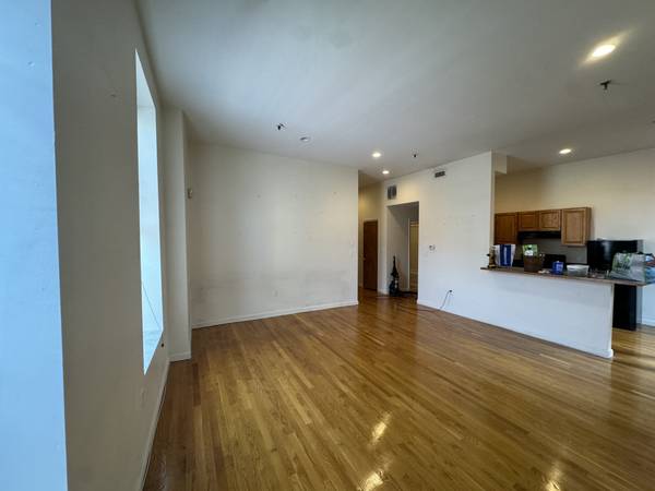 $2,400 / 1br - South End 1 Bed/1 Bath Apartment | West Springfield St (South End)64213547419010120
