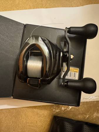 Shimano Antares 18 DC MD XG reel W/Gomexus carbon handle