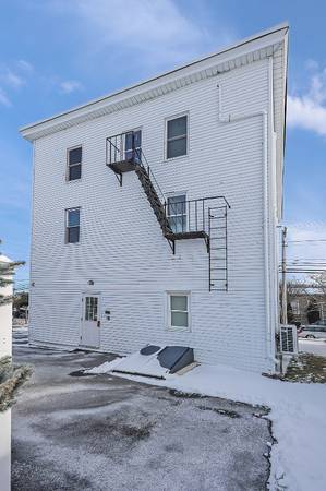 $1400.00 / 1br - 550ft2 - `Location Location Location 1 Bedroom in the heart of Bristol64002829832961121