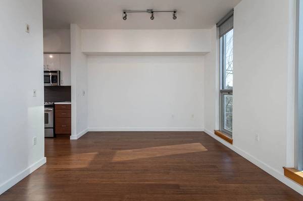 $1,850 / 2hab - 815ft2 - ¡Perfecto para ti! Un hermoso apartamento de 2 habitaciones y 1 baño te espera (Portland - Central Eastside)63831327942529122