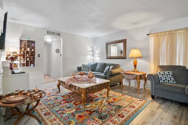 $1,099 / 2br - 1226ft2 - Furnished 2BR/2BA Condo - FULLY FURNISHED (Gainesville)63823033833475121