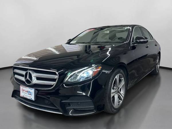 2019 Mercedes-Benz Clase E - ¡Financiamiento disponible! - $22,79963472219161987123