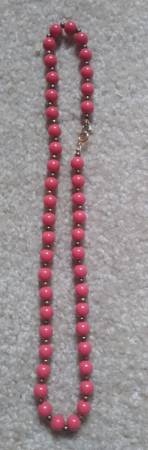 Red bead necklace 1