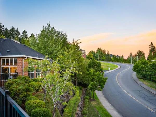 $2,196 / 3br - 1107ft2 - Spring Into Summer at Arbor Heights - 1, 2 & 3 Bedrooms Available! (Tigard)63956503523075122