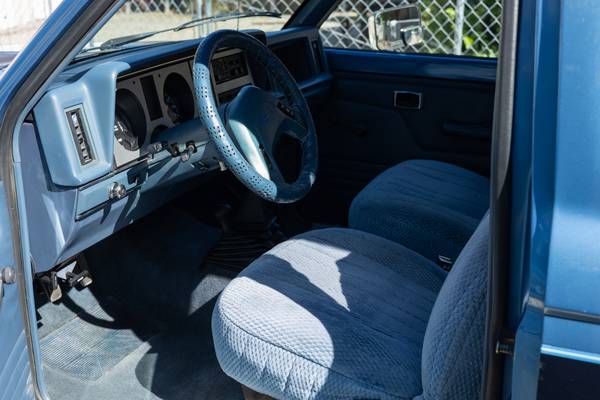 Ford Bronco II XL de 1988 - $7.500 (Redwood City)63469881891841123