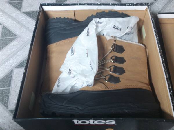 Totes Men's Winter Boots 1