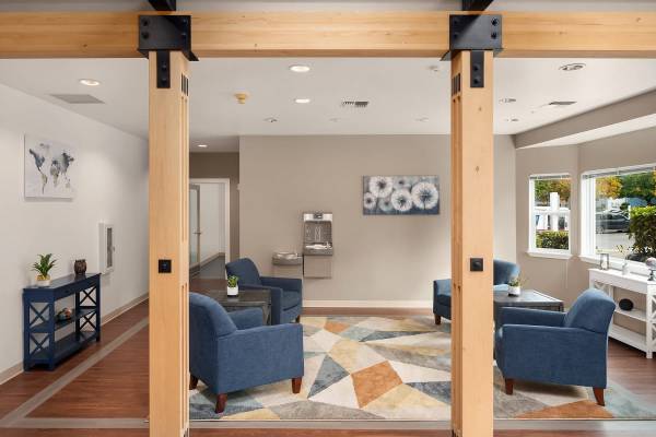 Dishwasher, Handrails, Cable Ready 1