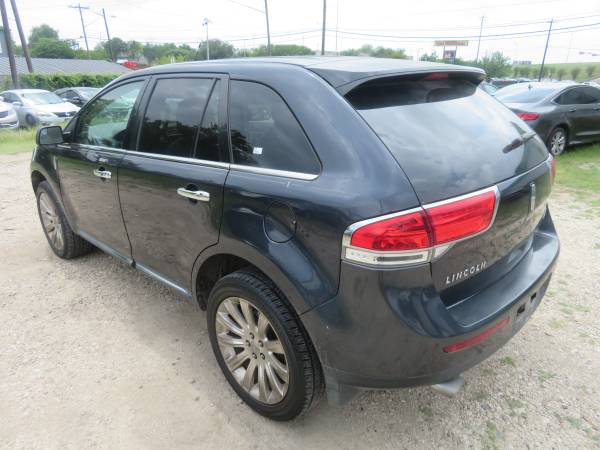 2014 Lincoln MKX - $2,000 (down 6825 e. hwy 290)63439417524355122
