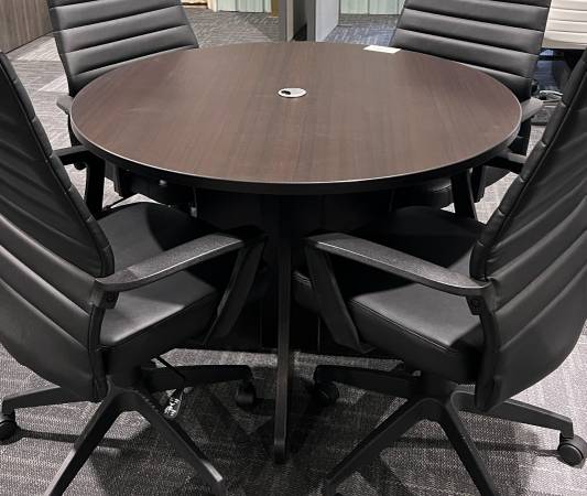 42" Round Table 1