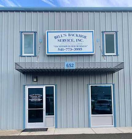 652 W Dutton Road - 2,000 SQ FT Warehouse Unit - $2,500 Monthly 1
