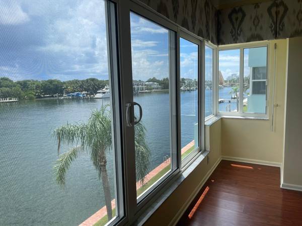$2,650 / 2br - 1250ft2 - 2B/2B MESMERIZING INTRACOASTAL/WATER VIEW  Lighthouse Point (Pompano Beach)63906440180483121