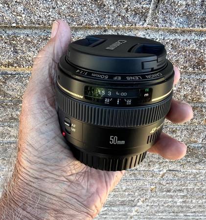 Mint Canon EF 50-1.4 1