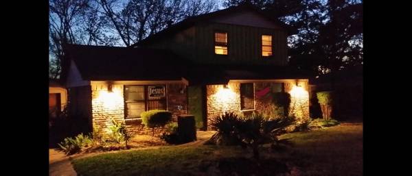 $430 NEWLY REMODELED ROOM FOR RENT (Irving)63796453118211122