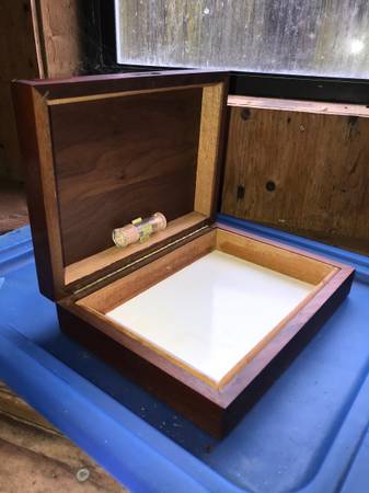 Woodenbox 1