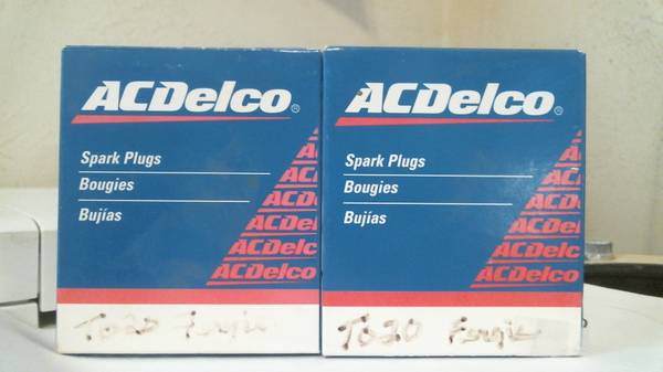AC Delco C87 spark plugs 1