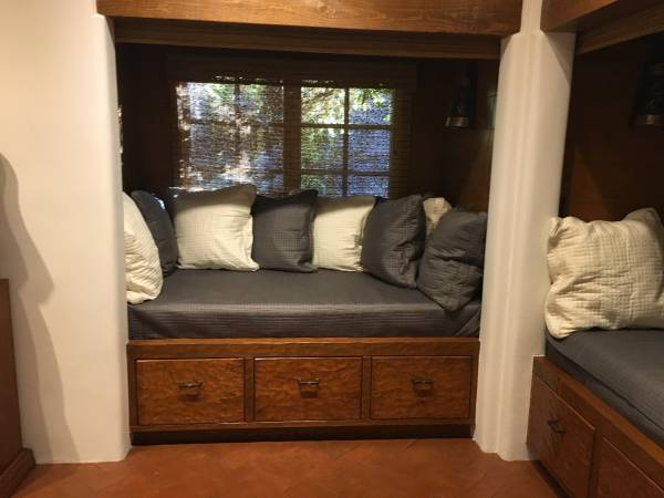 $3,500 / 1br - 1500ft2 - CASA DE INVITADOS ESPECTACULAR TOTALMENTE AMUEBLADA DE MÁS DE 1.500 PIES CUADRADOS (Las Campanas)63659747144449123