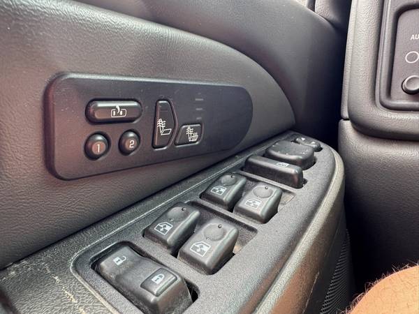 2005 Chevrolet Silverado 3500 LT - DRW - 6.6 V8 Diesel - 4WD - Loaded - $14,99563435948378371121