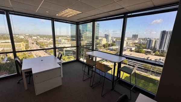 $3,978 A better view to make coming work a breeze🎶 (fort lauderdale)64049280230530121