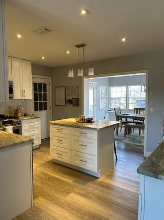 $2100.00 / 3br - 1276ft2 - Updated Home in the Charming St. Andrews Area63910447873666121