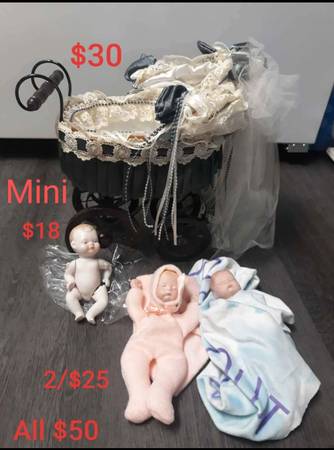 Porclain Mini Babies and Carriage 1