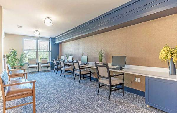 $1,422 / 2br - 979ft2 - Four-legged friends welcome! Enjoy our pet-friendly 2 BD / 2 BA. (Newnan)63975297728643120