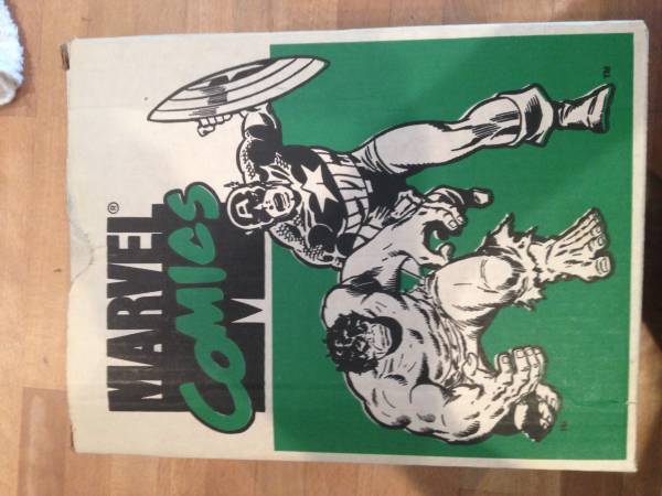 MARVEL COMIC BOOK BOX 1