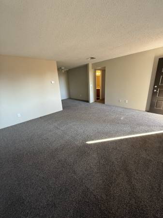 $1,029 / 3br - 986ft2 - 1Month free Move in Special/EE207 3b2b Pioneer, Upper, Stainless (Laughlin)63799567910401124