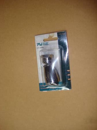 PLUMB WORKS 2.5 GPM WATER SAVER SHOWER HEAD 1
