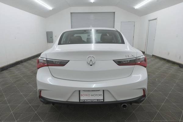 *2019* *Acura* *ILX* *Premium Pkg Sedan 4D* - $16,995 (_Acura_ _ILX_ _Sedan_)63469909988995124