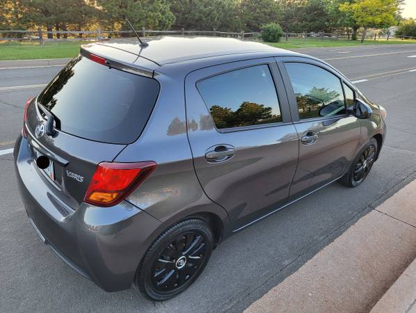 2016 TOYOTA YARIS - 75,000 Millas - $10,400 (Colorado Springs)63620031878273123