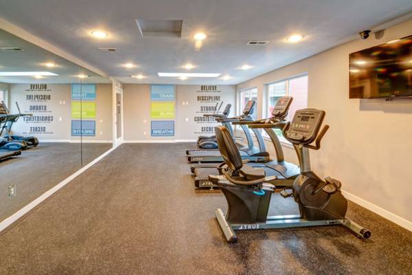 $1,762 / 1hab - 693ft2 - Paisajismo magnífico en Pointe East Apartments. 1 hab, 1 baño (Fife)63688425740033124