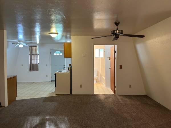 $1,800 / 1br - 800ft2 - Cute Spacious Studio w/ Electricity, Water and Trash Included in Rent (Guatay-Descanso)63701686567041122
