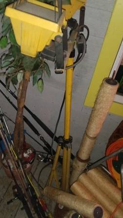 Standing Tripod Double Shop Light 1