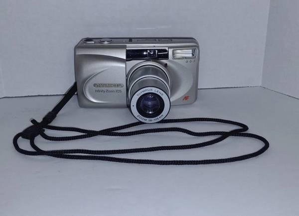 Olympus Infinity Zoom 105 Quartz Date 35mm Cámara de Película Automática - $35 (Tallahassee)63471020364931121