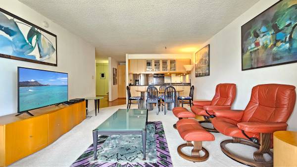 $599,900 / 2br - 1145ft2 - Desirable & Upgraded Kukui Plaza 2bdrm w/lanai (Honolulu)63686709926531122