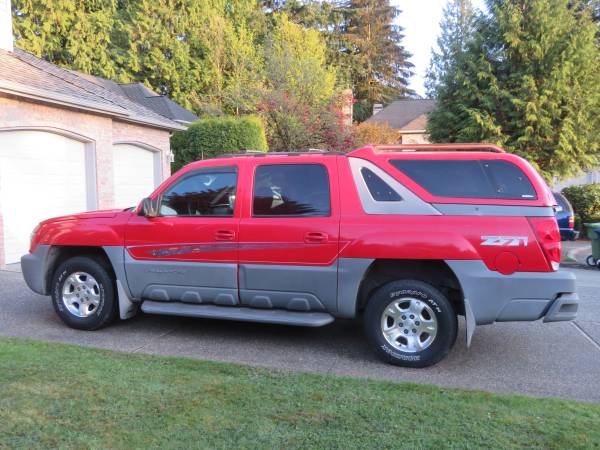 2002 Chevy Avalanche - único - bajo kilometraje - $9,999 (Mill Creek)63441436172801122