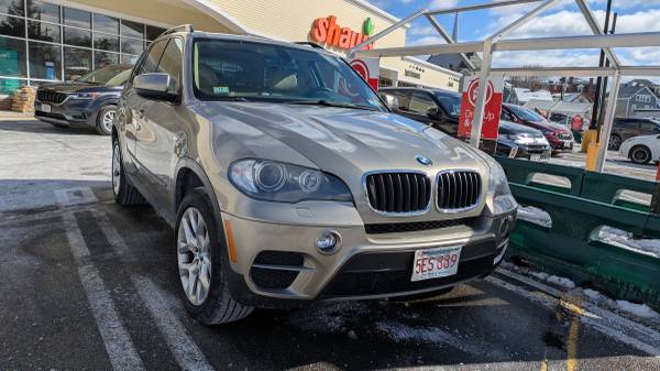 BMW X5 4WD - $6,500 (SOMERVILLE)63623667257859121