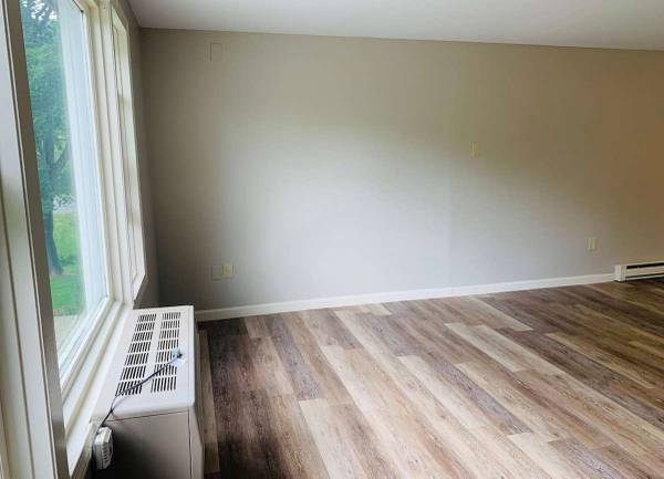 1 Dishwasher Select Apartments, Laundry Facilities, On-Site Maintenance 1