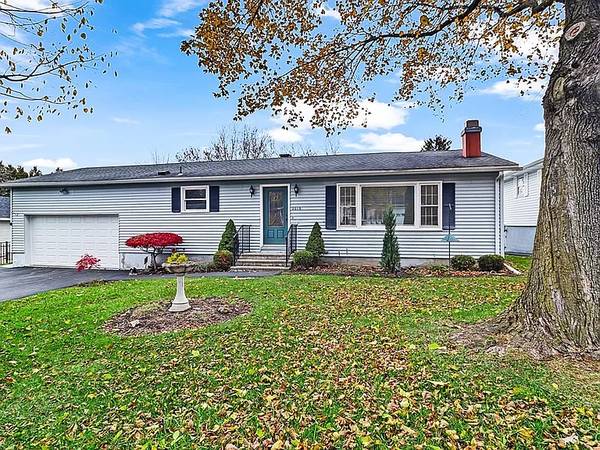 This well-maintained 2-bedroom, 1-bath home
$800
Utica, NY This well-maintained 2-bedroom, 1-bath home
$800
Utica, NY