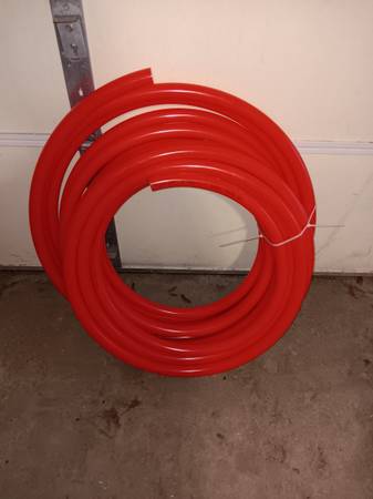 1-1/4" Oxygen Barrier Pex Tubing (Approximately 90ft) 1