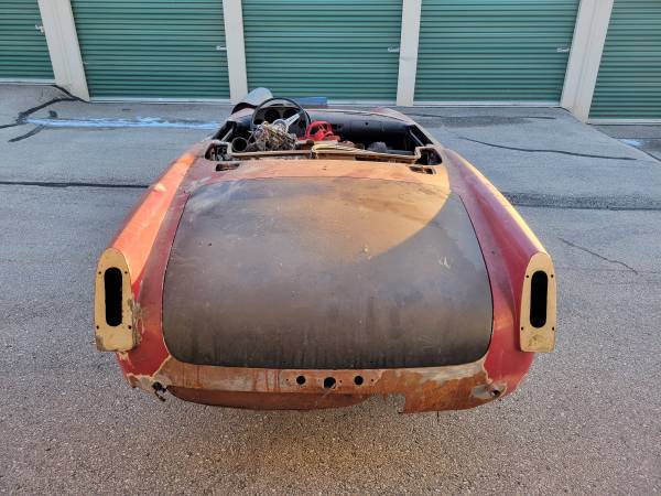 1959 Alfa Romeo 2000 Spider for parts or restoration - $7,000 (West Madison)63613837483393122