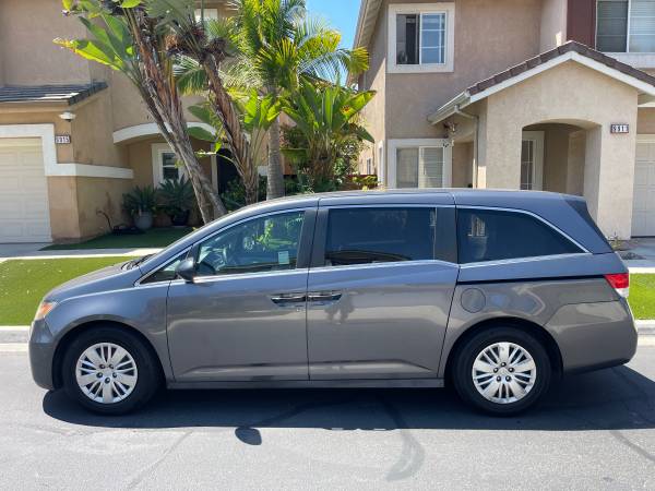 2016 HONDA ODYSSEY - $13,900 (Scripps Poway pkwy/15)63440465437569121