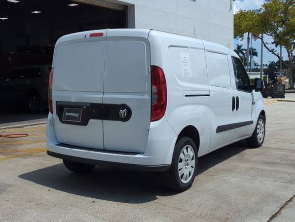 Furgón de carga Ram ProMaster City 2018, Minivan Dodge Tradesman SLT, Carga - $14,781 (Llame al *(754) 354-4373* para confirmar disponibilidad al instante)63485644581633124