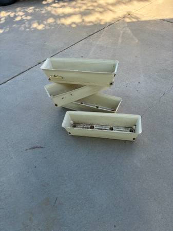 Window Garden Rectangle Planters 1